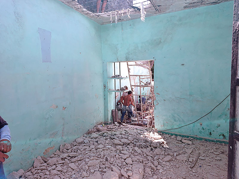 house demolition picture #3