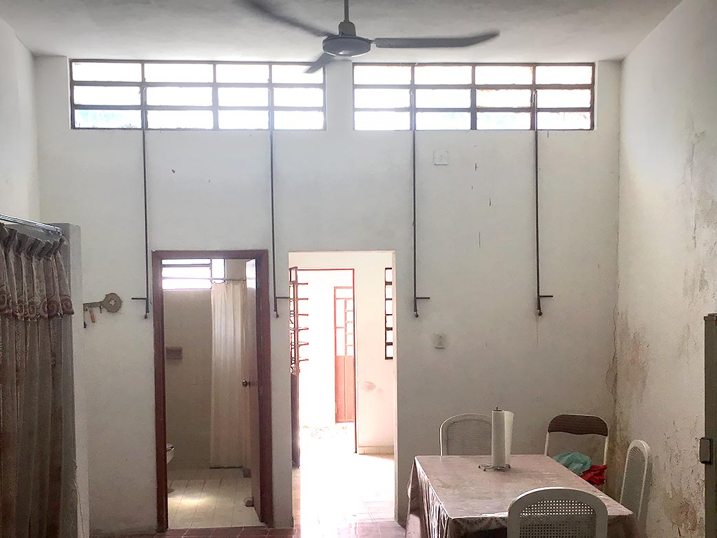 'Mexican jalousie' windows